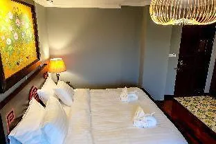 Hotel Siri Heritage Bangkok